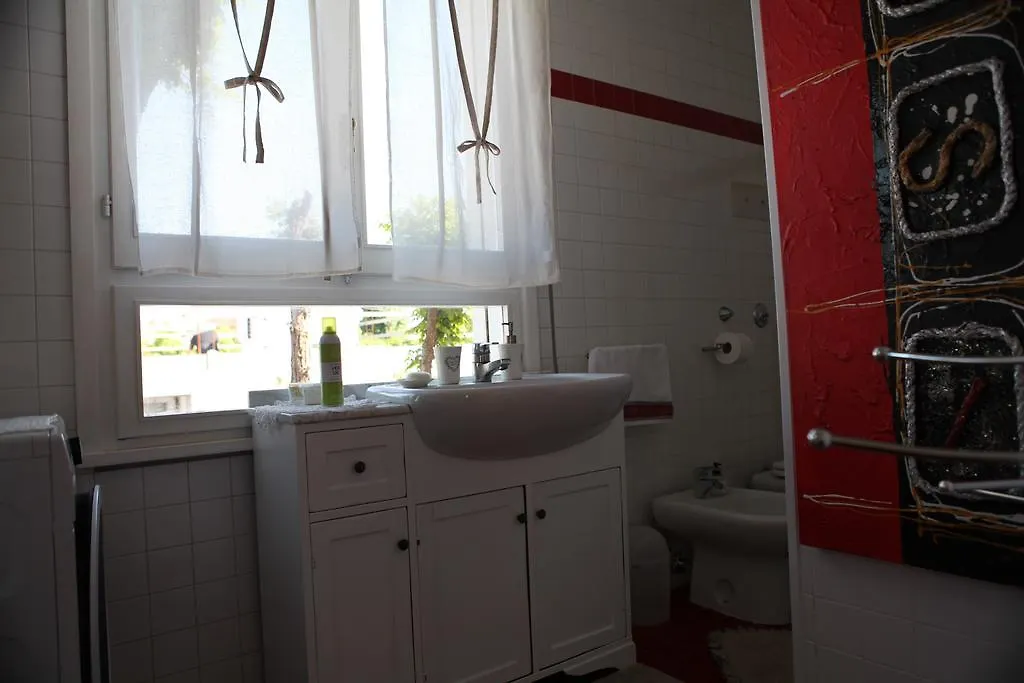 Отель Casa Di Felicita Абано-Терме
